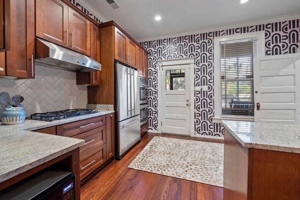 Large Historical Home W/ Fire Pit, Chef Kitchen. Memphis Bagian luar foto